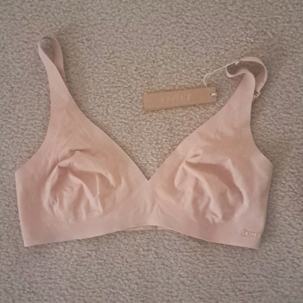 SKIMS Nude Bra